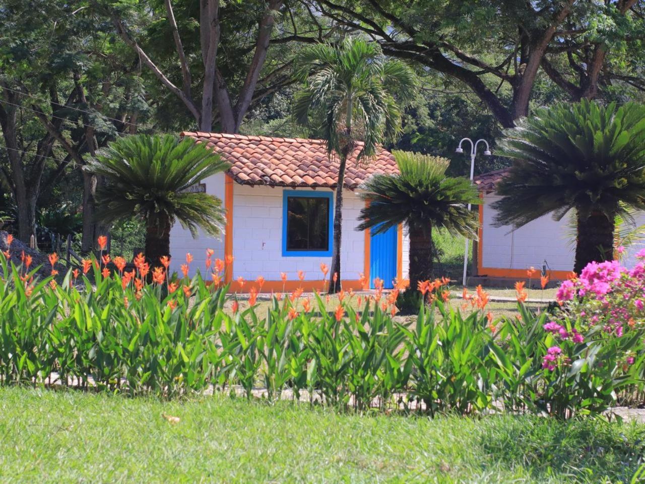 Finca Hotel Pinares La Pintada Esterno foto
